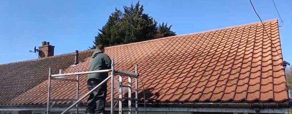 Roofing Cleaning